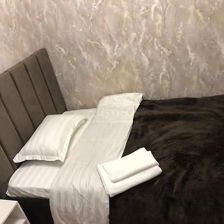 Hotel Lion Алмати Екстер'єр фото