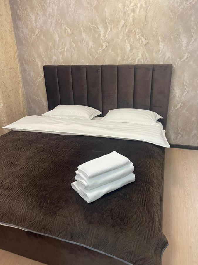 Hotel Lion Алмати Екстер'єр фото