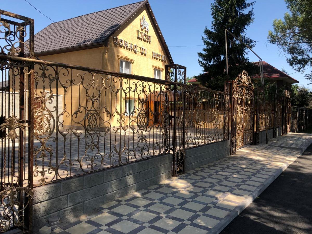 Hotel Lion Алмати Екстер'єр фото