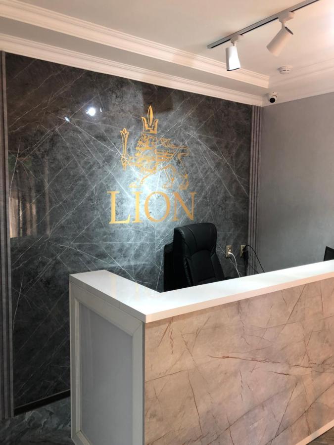 Hotel Lion Алмати Екстер'єр фото