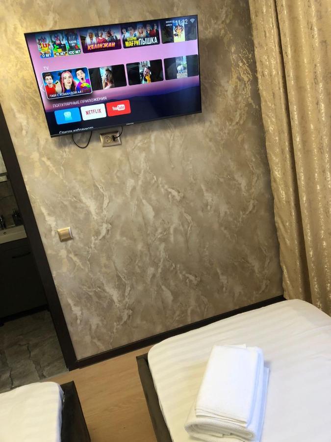 Hotel Lion Алмати Екстер'єр фото