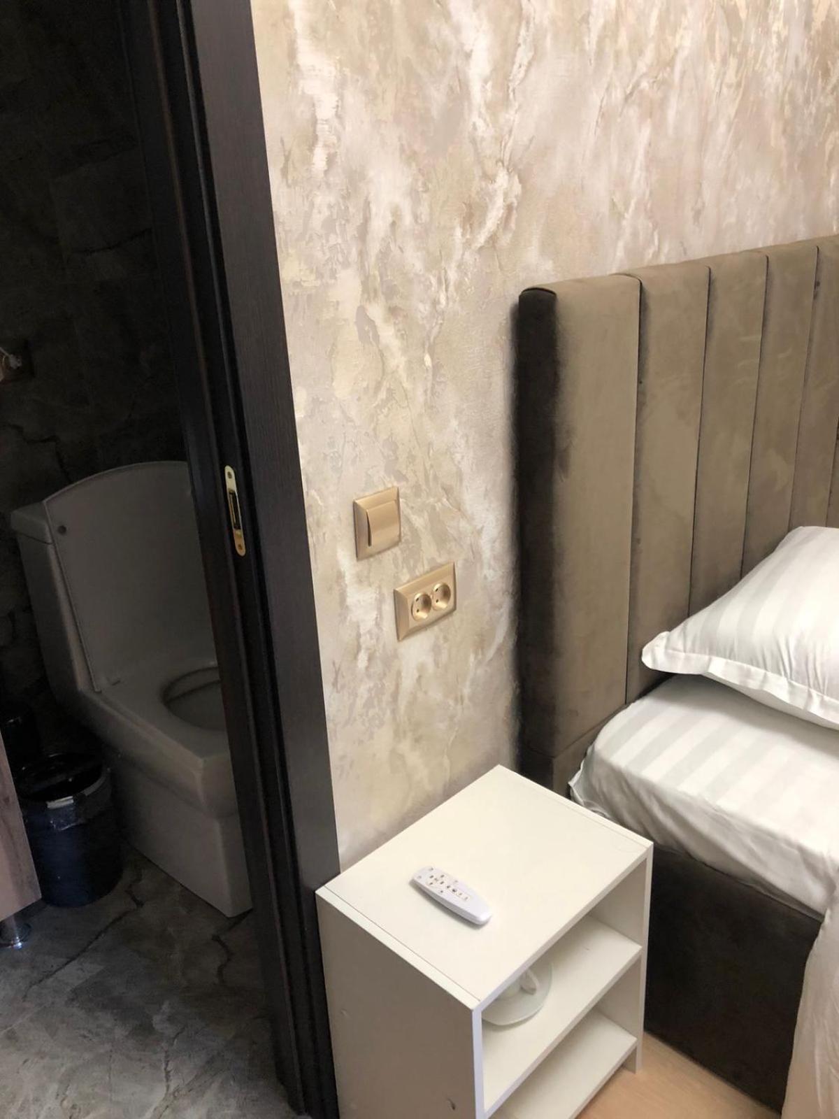 Hotel Lion Алмати Екстер'єр фото
