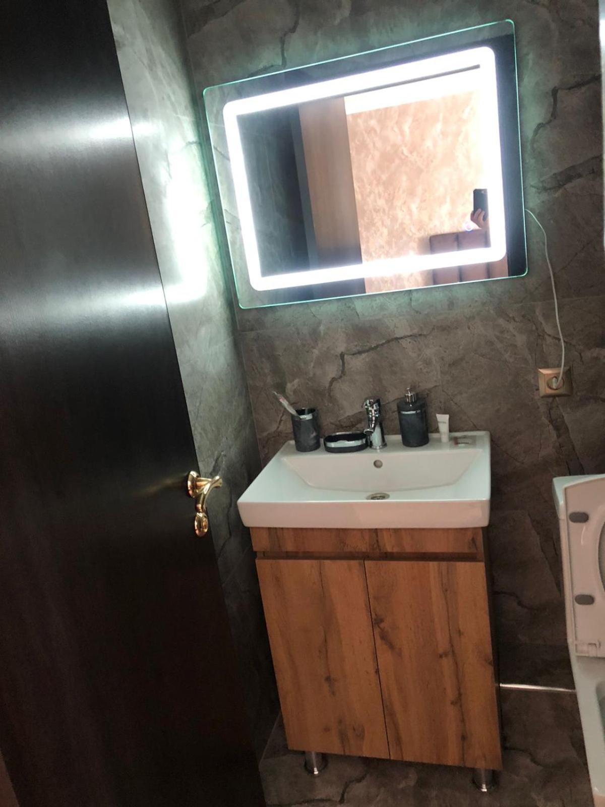 Hotel Lion Алмати Екстер'єр фото